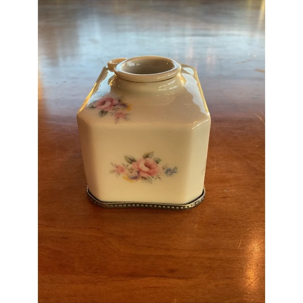 Antique Limoges Porcelain Inkwell‎ Chanill Paris Gilt Mount French Desk